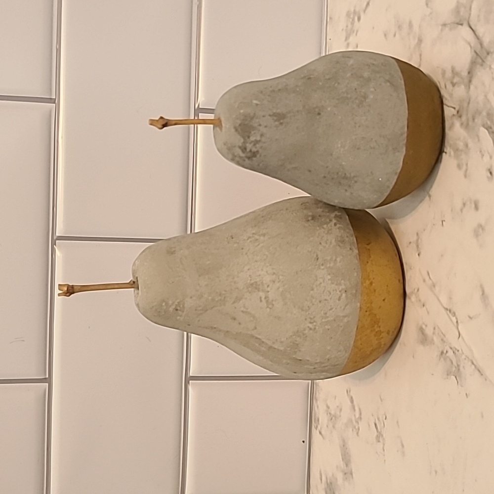 Cement concrete look pears